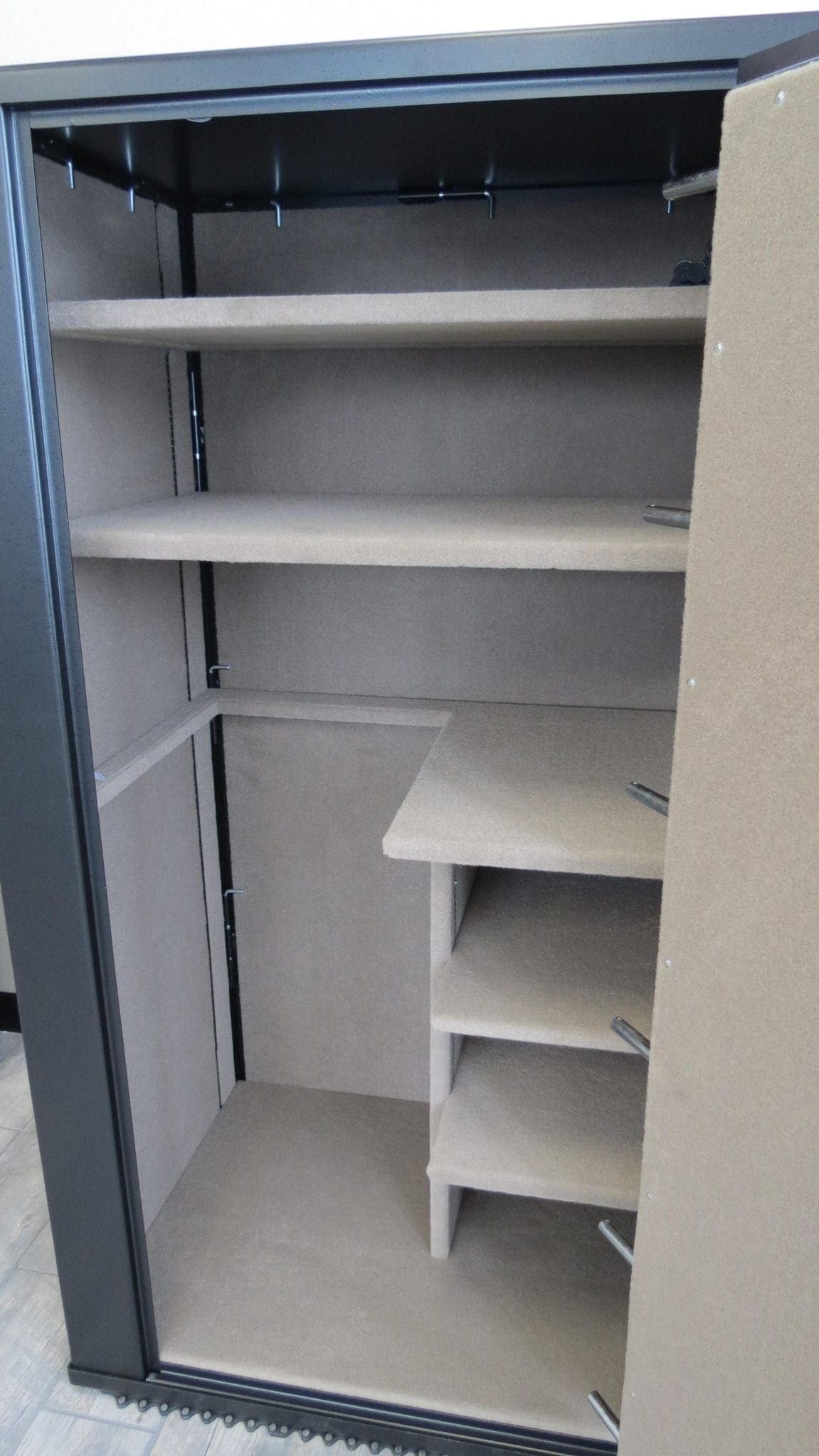 Zanotti Armor gun safe interior